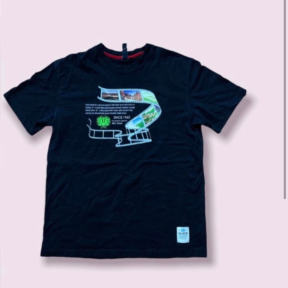 Black vintage tee